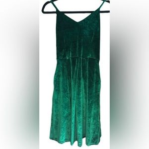 Glory Sunshine Emerald Green Women's Deep V Adjustable Straps Dress Sleeveless
